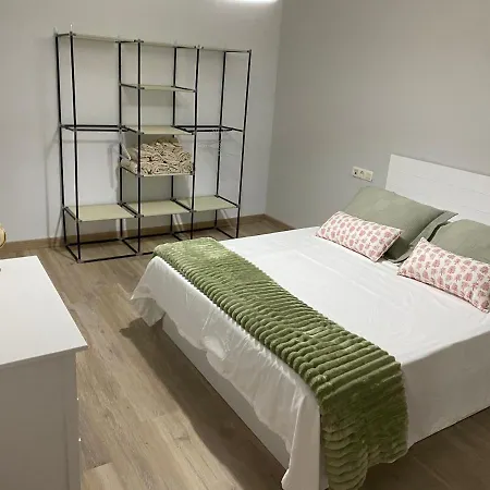 Piso Completo En Muy Cerca De La Playa * Gijon