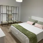 Piso Completo En Muy Cerca De La Playa * Gijon