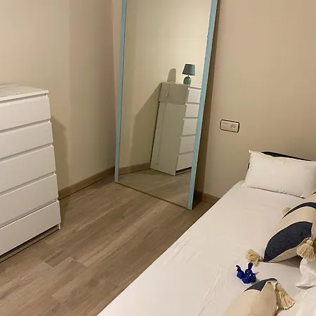 Piso Completo En Muy Cerca De La Playa Apartament *