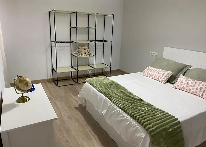 Piso Completo En Muy Cerca De La Playa *