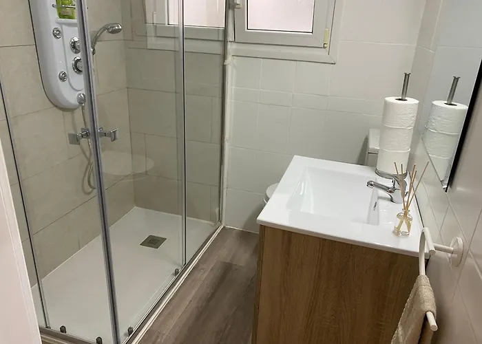 Piso Completo En Muy Cerca De La Playa *